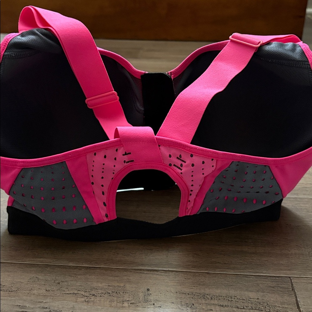 Victorias Secret Knockout VSX Front Zip Close - size 34D.  High impact - Picture 5 of 6